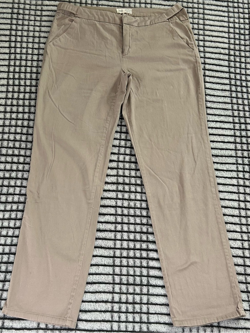 Women’s Straight-Leg Khaki Dress Pants (11)